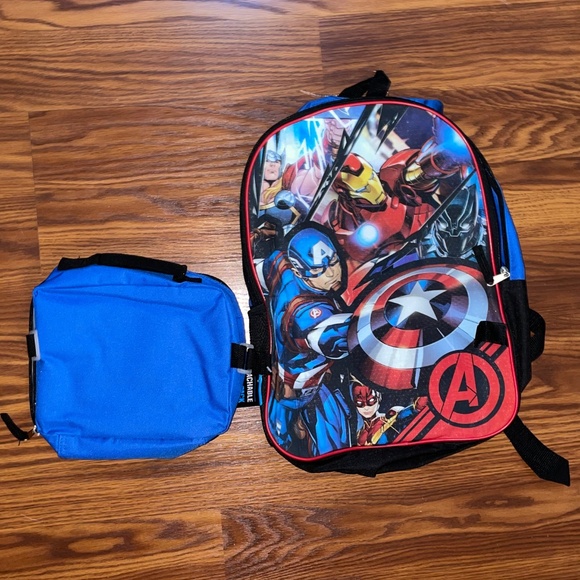 Marvel Avengers Backpack with Detachable Lunchbox - Picture 10 of 13